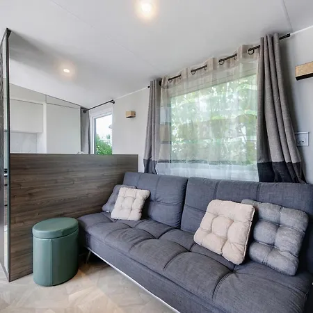 Tatil Evi Le Cayola 20 *